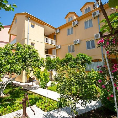 Apartments Dalila Улцин Екстериор снимка
