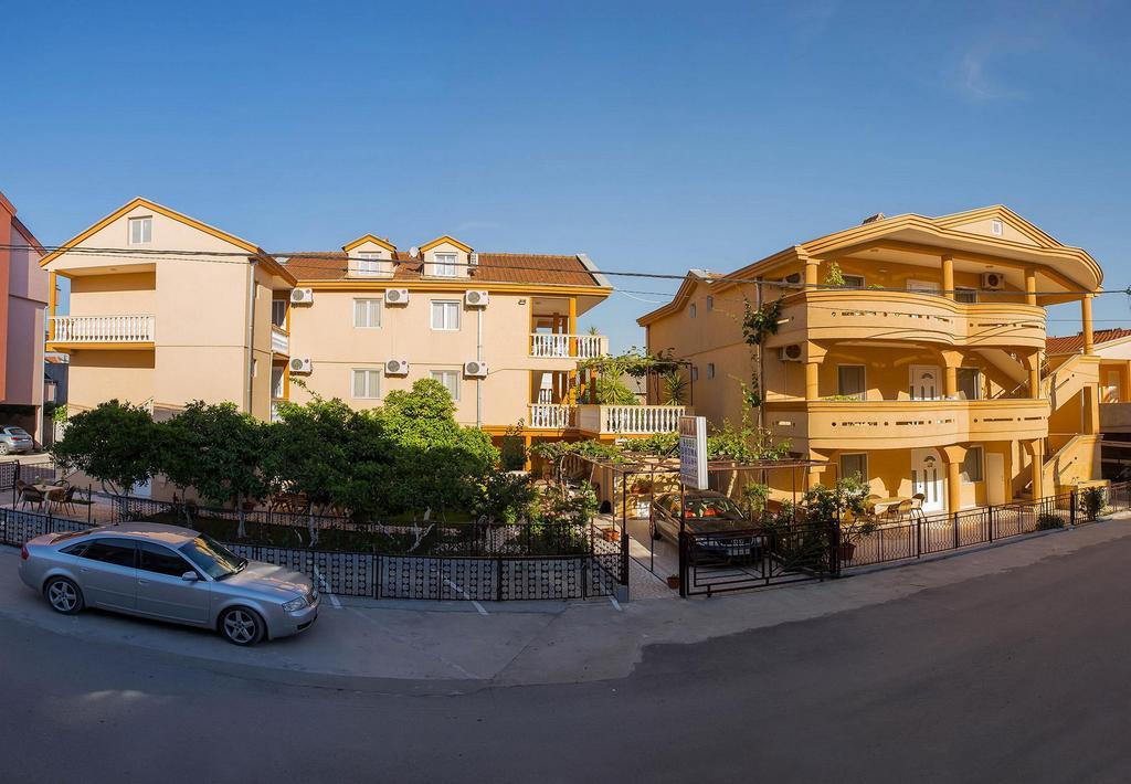 Apartments Dalila Улцин Екстериор снимка