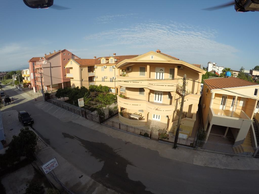 Apartments Dalila Улцин Екстериор снимка