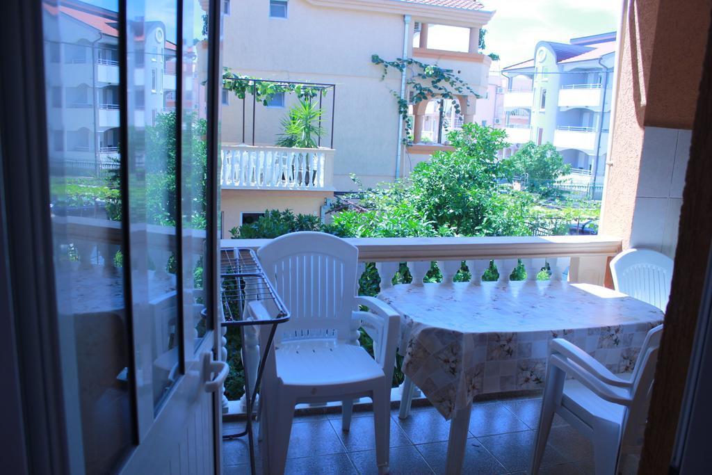 Apartments Dalila Улцин Екстериор снимка