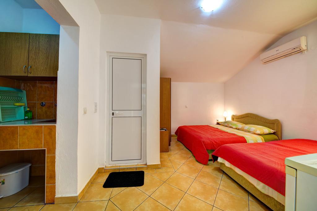 Apartments Dalila Улцин Екстериор снимка